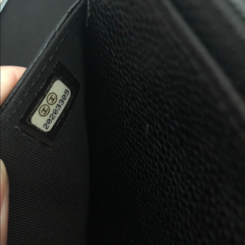 CHANEL Black Quieted Caviar Wallet On Chain Flap - Picture 8 of 8